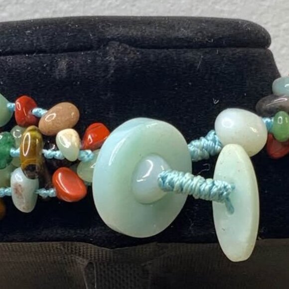 Vintage Natural Jade and Multi Gemstone 3 Strand Chip Bead Necklace - Picture 6 of 6